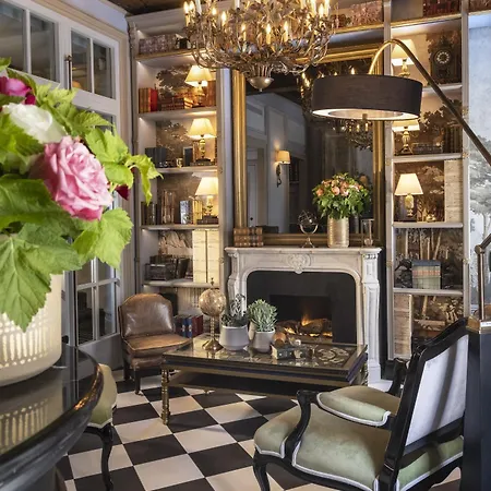 Szálloda & Vinci Due