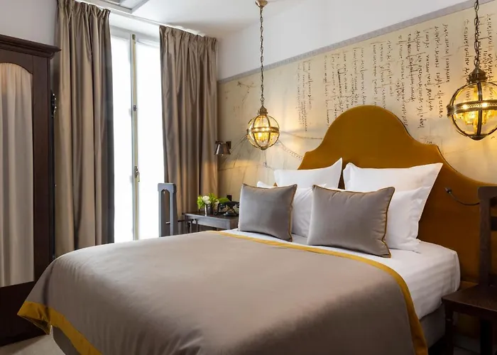 מלון & Vinci Due