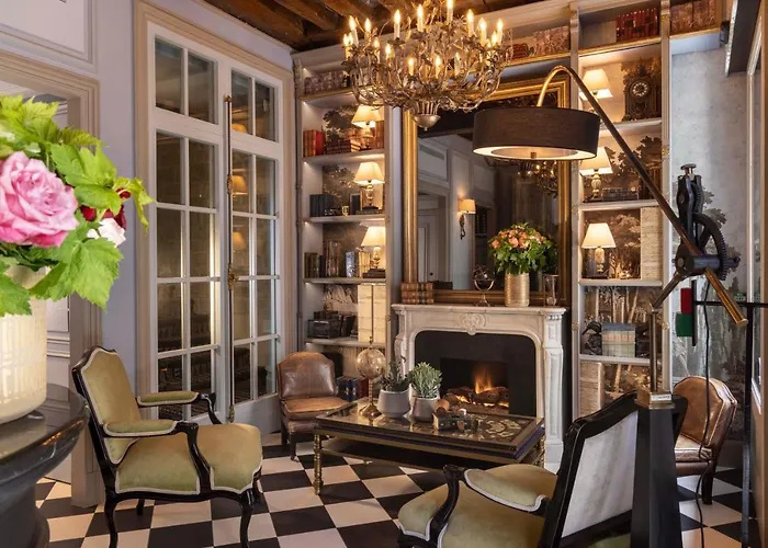 מלון & Vinci Due 4*