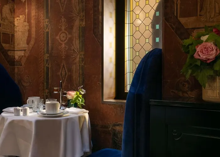 מלון & Vinci Due